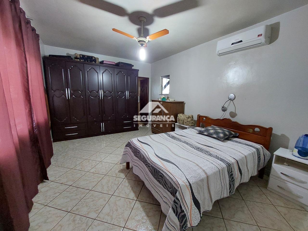 Casa para aluguel no Ilha dos Araújos: SUÍTE (1)