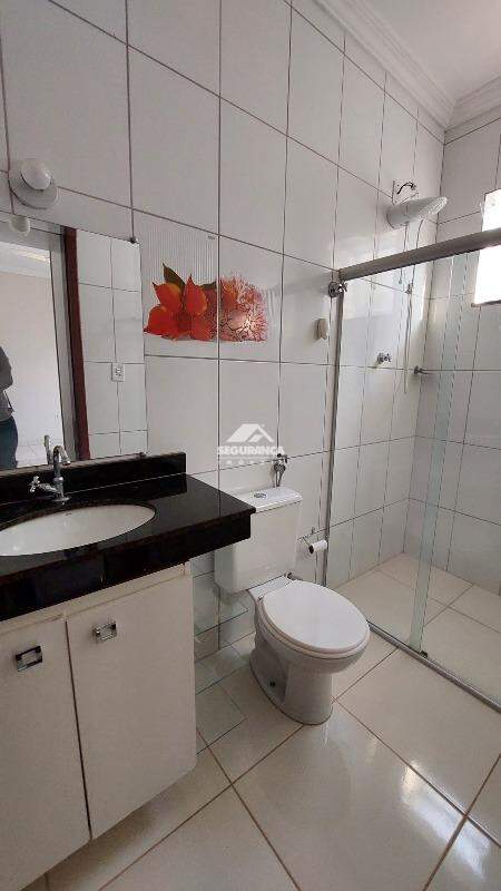 Casa para aluguel no CASTANHEIRAS II: BANHEIRO SUITE (1)