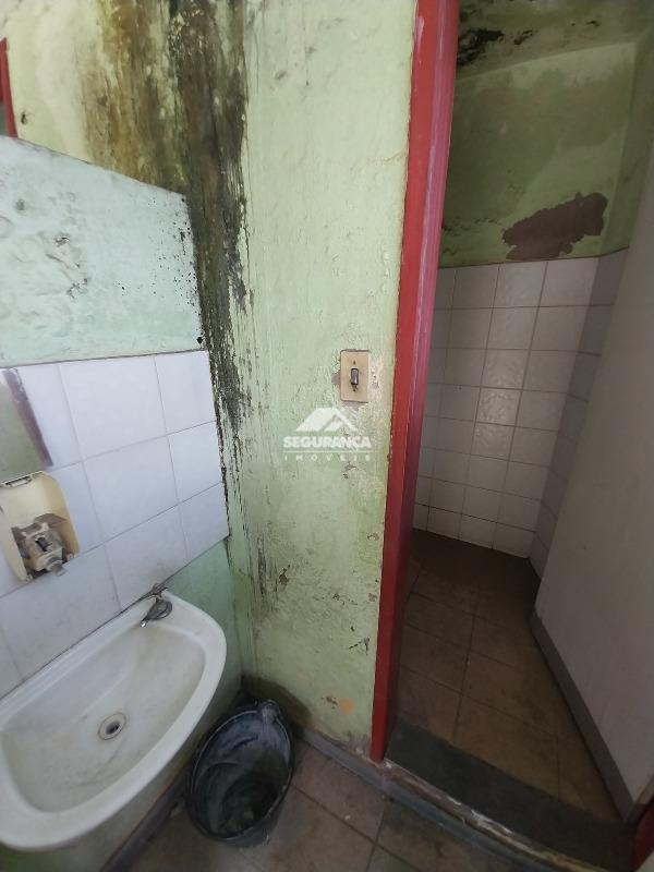 Loja para aluguel no Morada do Vale: BANHEIRO FEMININO