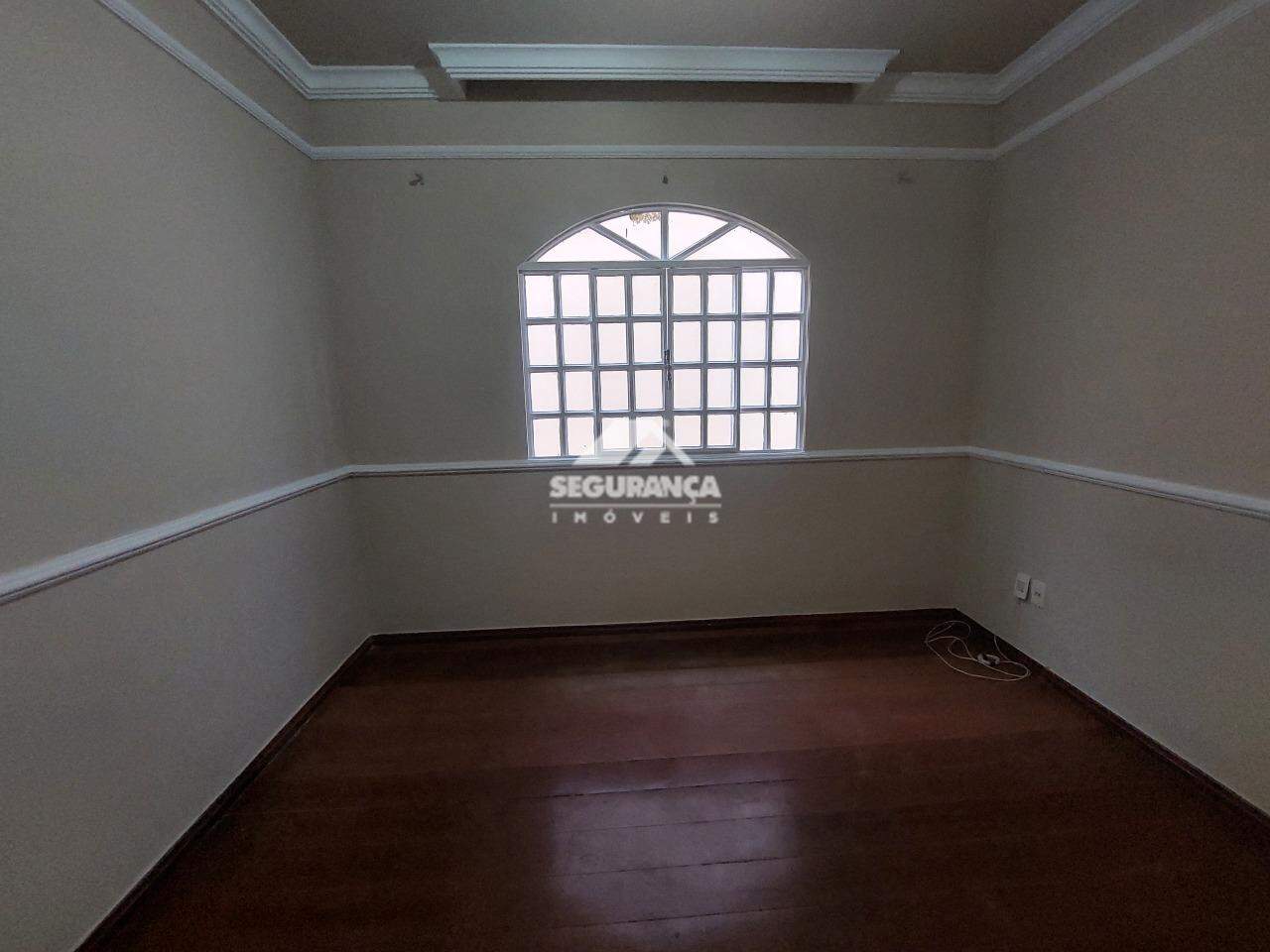 Casa para aluguel no JK II: QUARTO 01