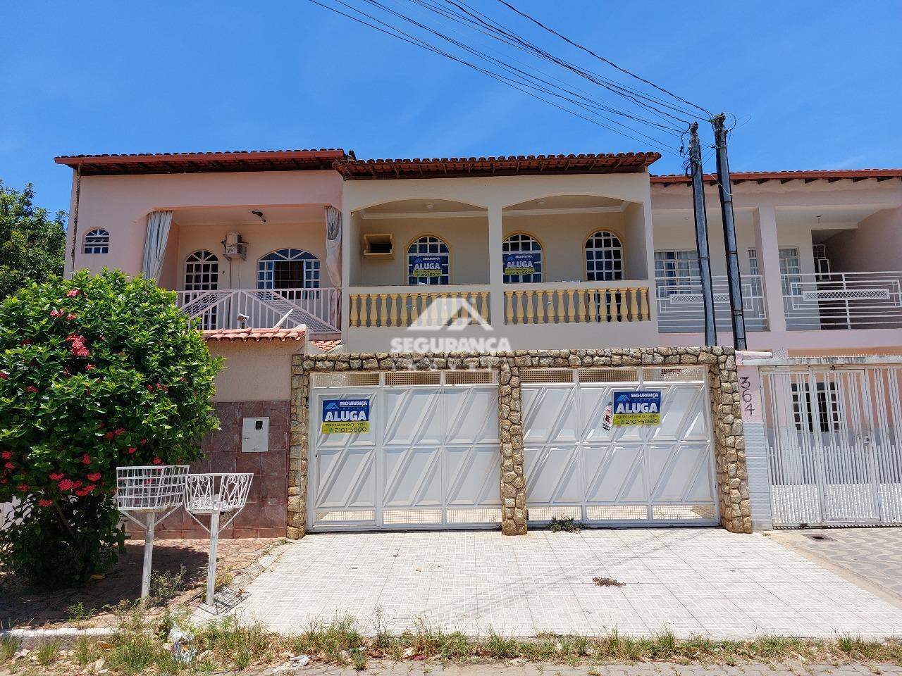 Casa para aluguel no JK II: FACHADA