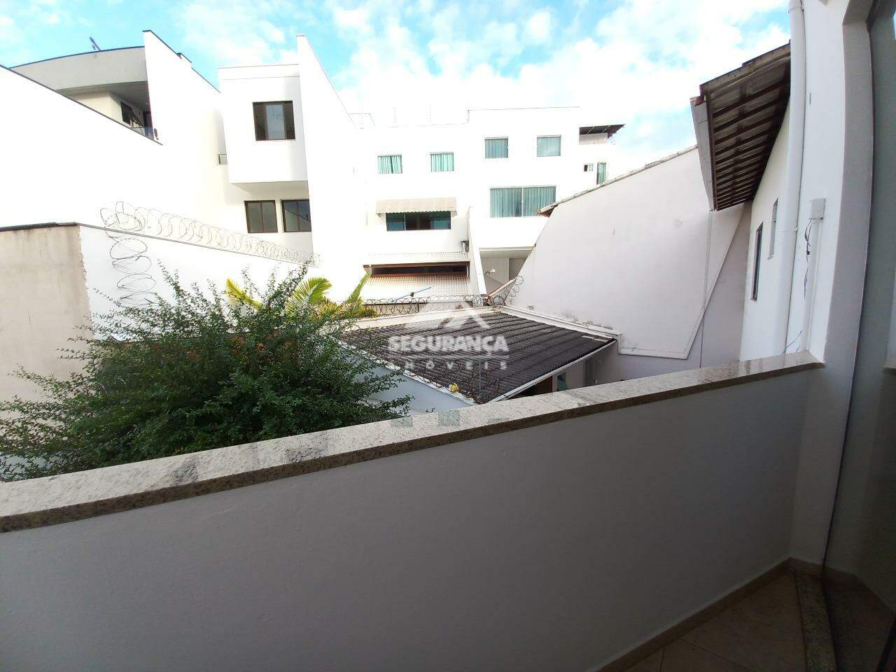 Casa para aluguel no SANTO AGOSTINHO: VARANDA QUARTO(3)