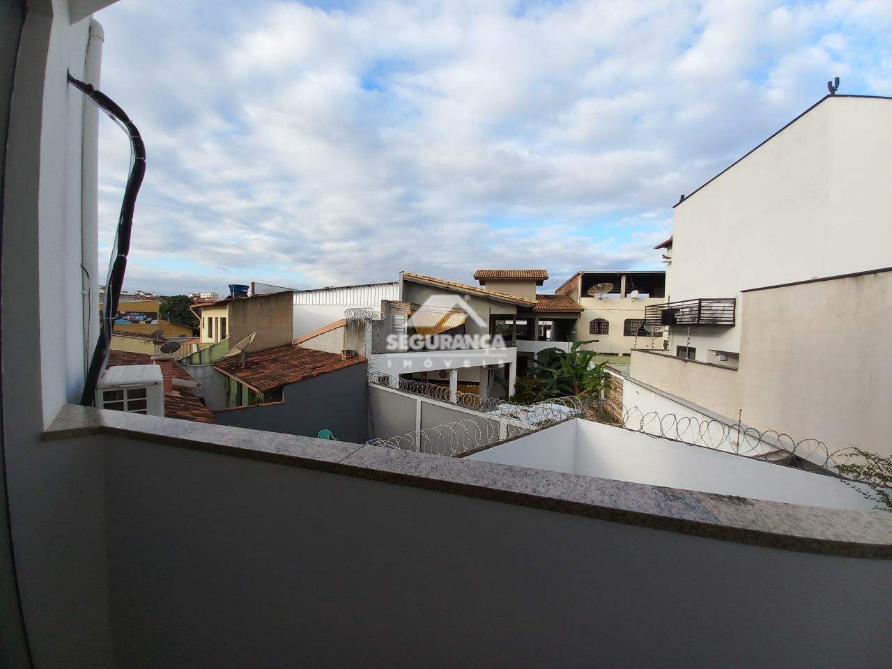 Casa para aluguel no SANTO AGOSTINHO: VARANDA SUÍTE
