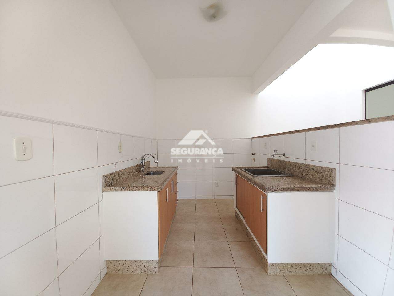 Casa para aluguel no SANTO AGOSTINHO: COZINHA