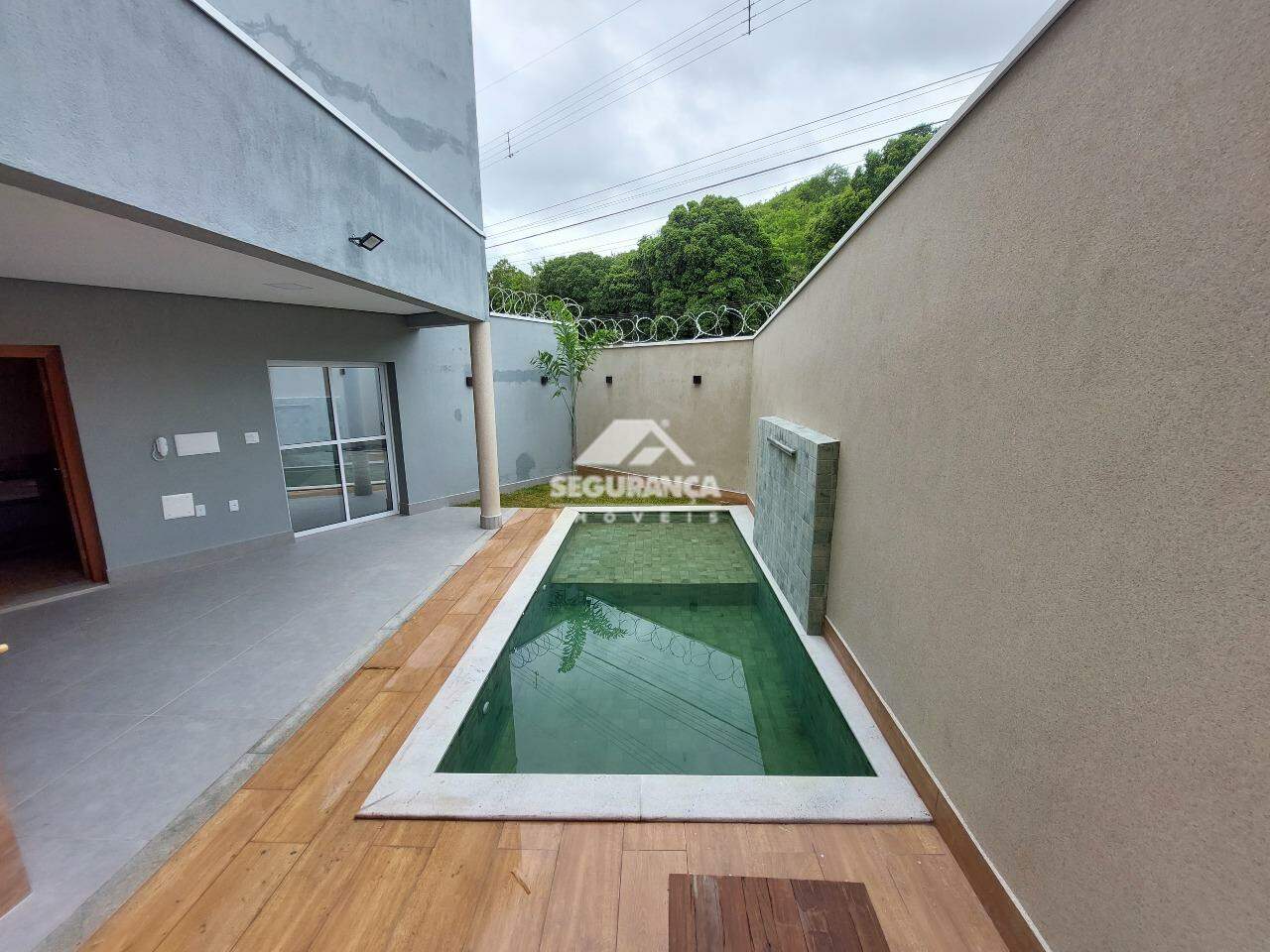 Casa para aluguel no Esplanada: PISCINA