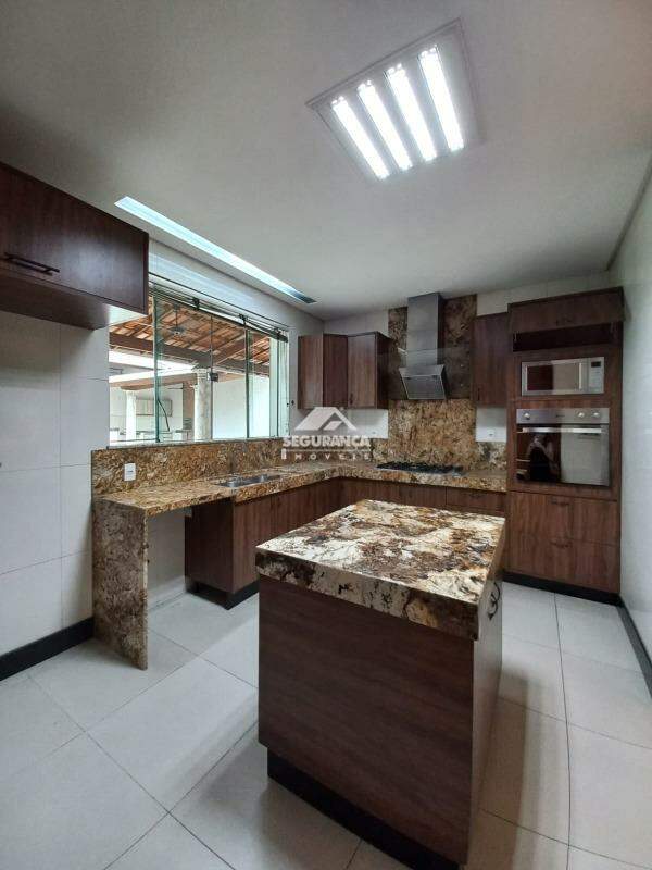 Casa à venda no Esplanada: COZINHA