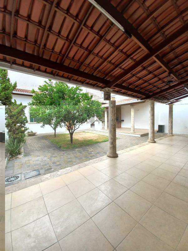 Casa à venda no Esplanada: 