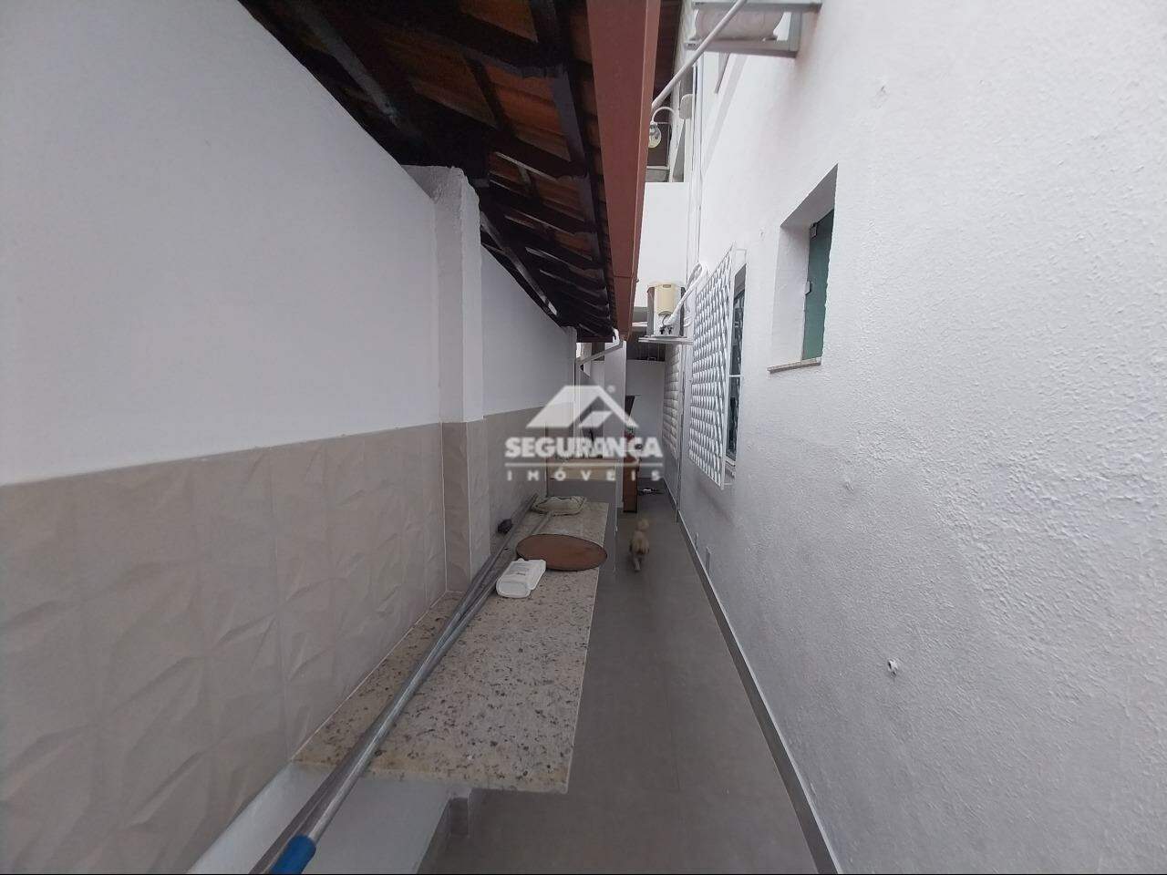 Casa para aluguel no Ilha dos Araújos: ÁREA DE SERVIÇO