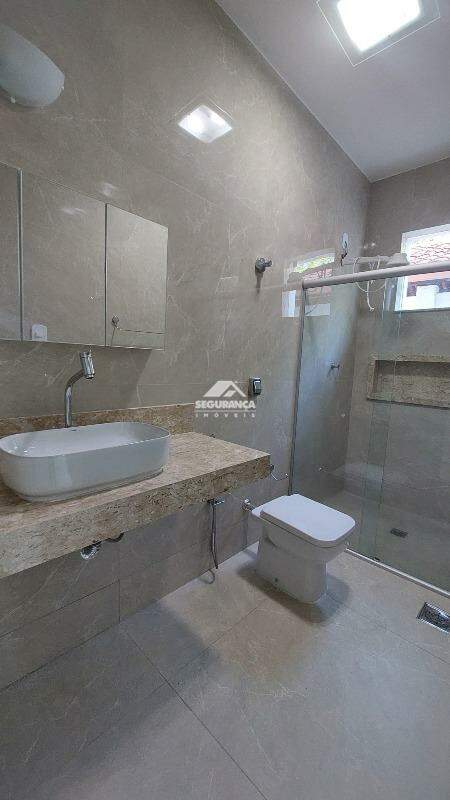 Casa para aluguel no Ilha dos Araújos: BANHEIRO SUÍTE