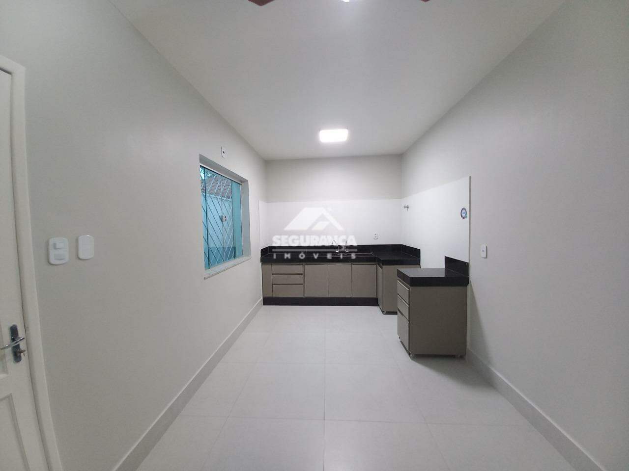 Casa para aluguel no Ilha dos Araújos: COZINHA