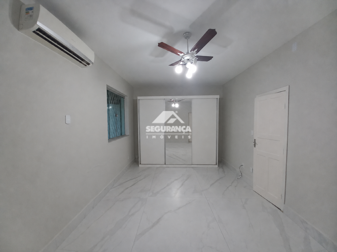 Casa para aluguel no Ilha dos Araújos: SUÍTE