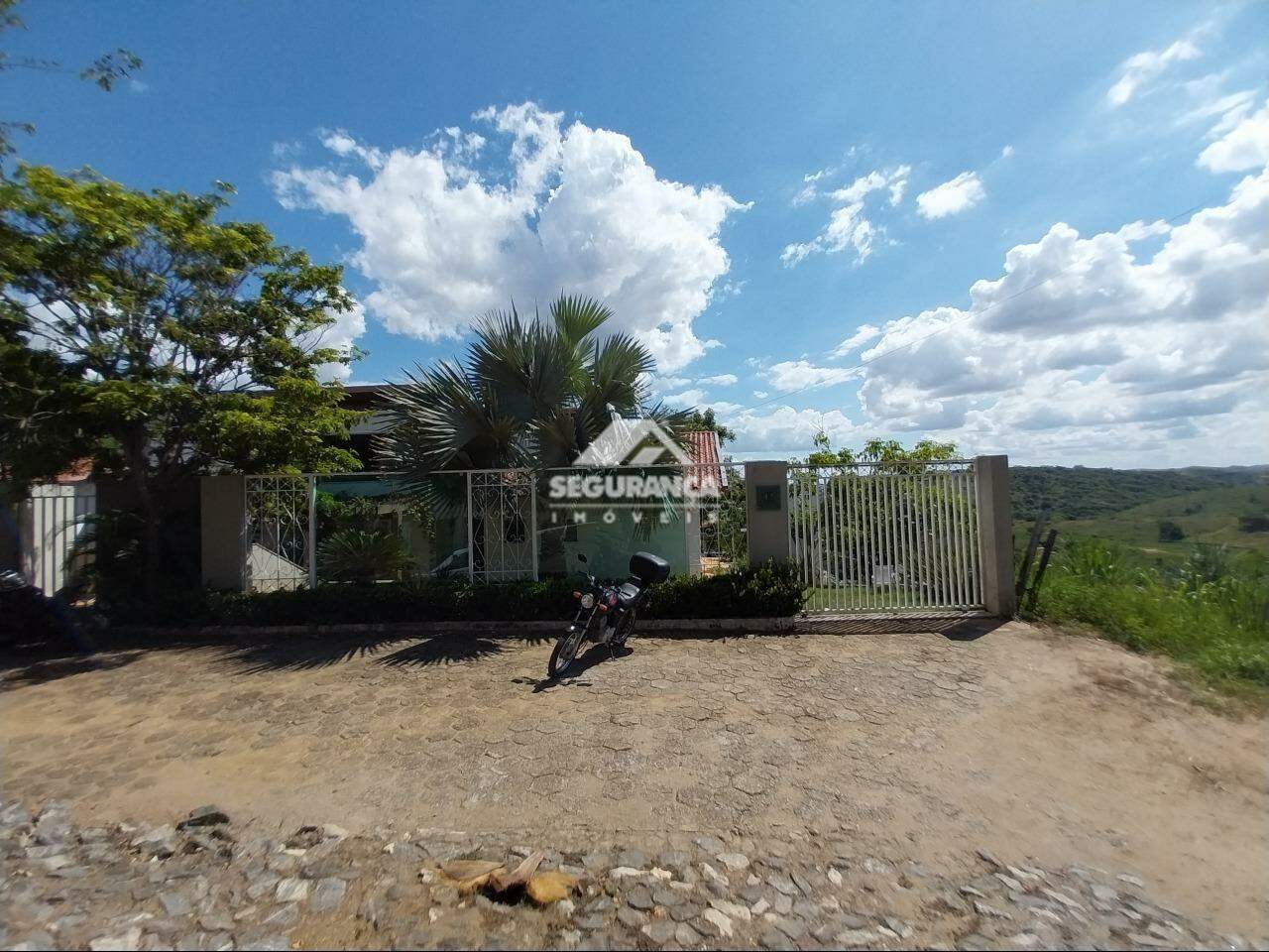 Casa para aluguel no CHACARAS BRAUNAS: FACHADA