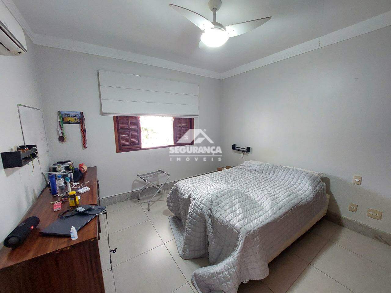 Casa para aluguel no Centro: QUARTO (1)