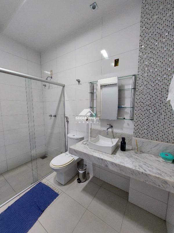 Casa para aluguel no Centro: BANHEIRO SOCIAL (1)