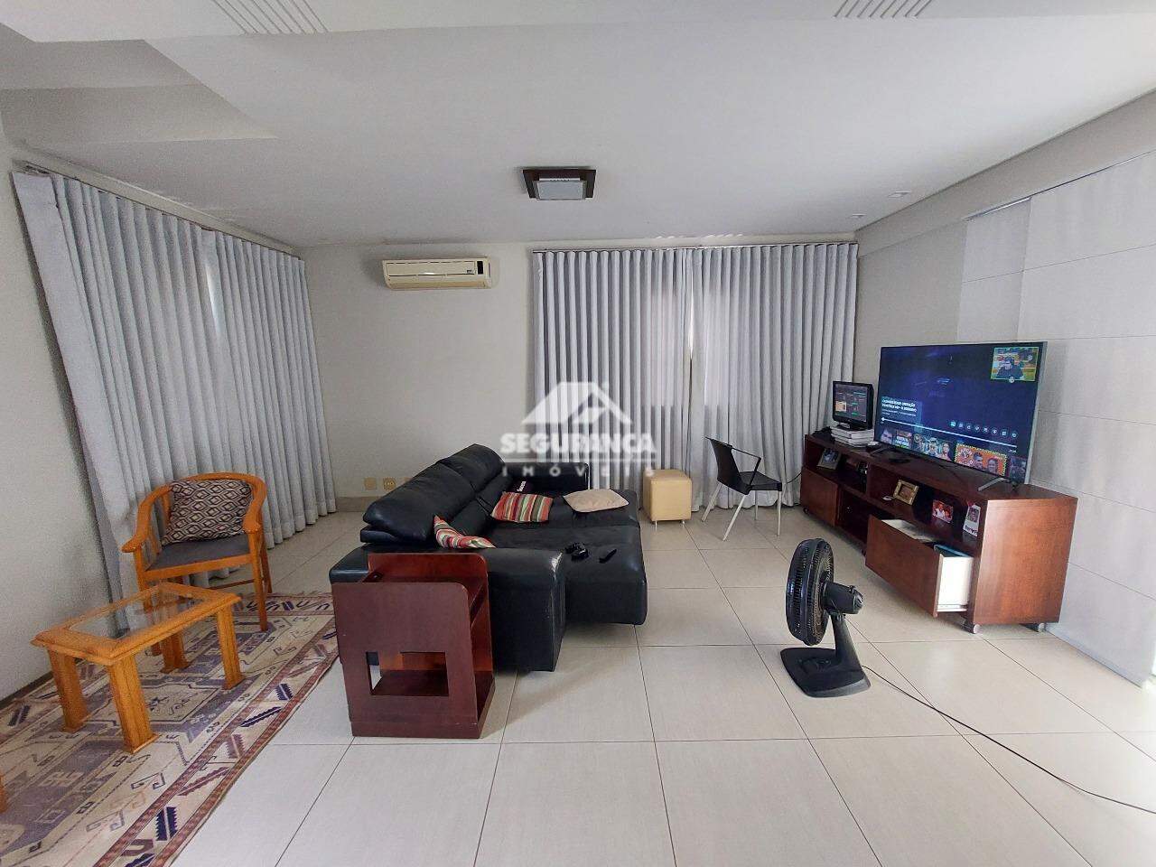 Casa para aluguel no Centro: SALA DE TV