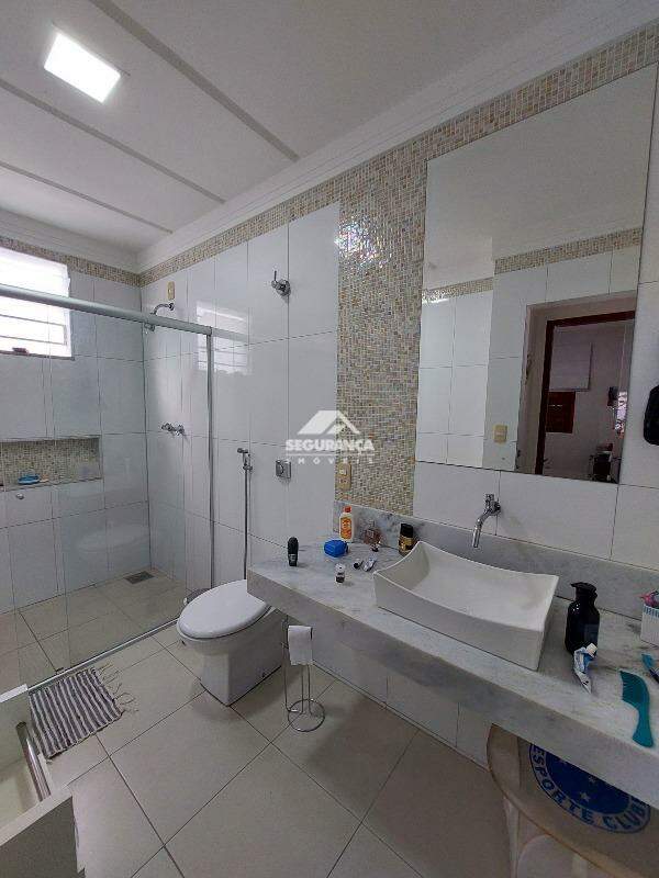 Casa para aluguel no Centro: BANHEIRO SOCIAL (2)