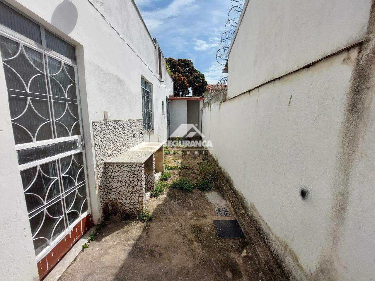 Casa para aluguel no Esperança: ÁREA DE SERVIÇO