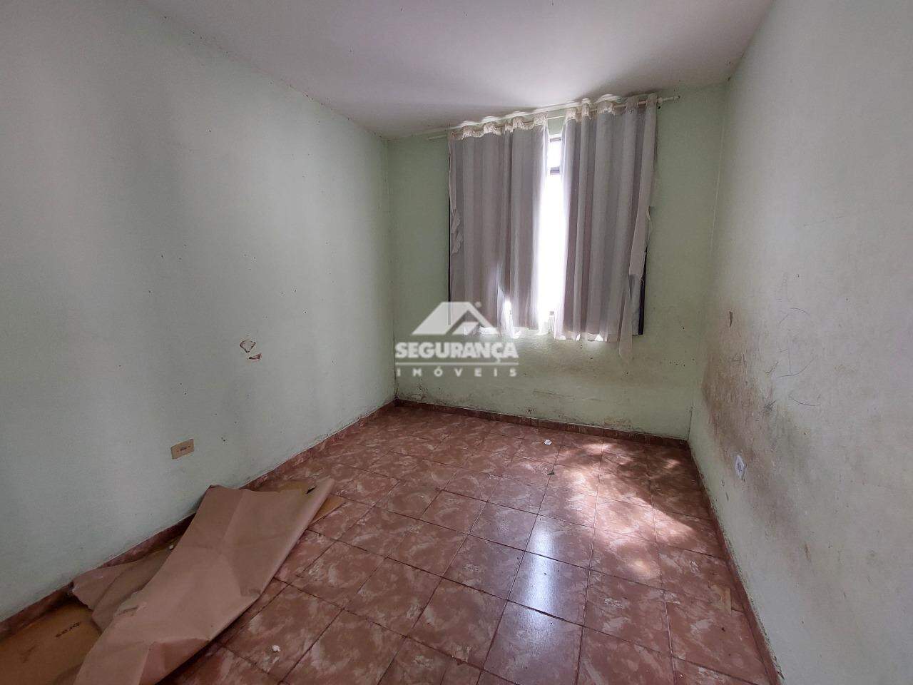 Casa para aluguel no Esperança: QUARTO (1)