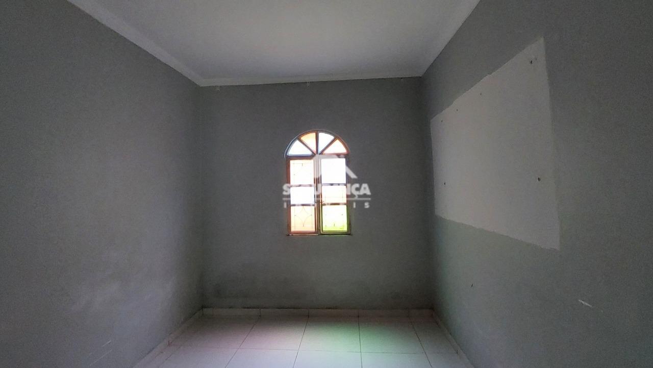 Casa à venda no São Pedro: QUARTO (1)