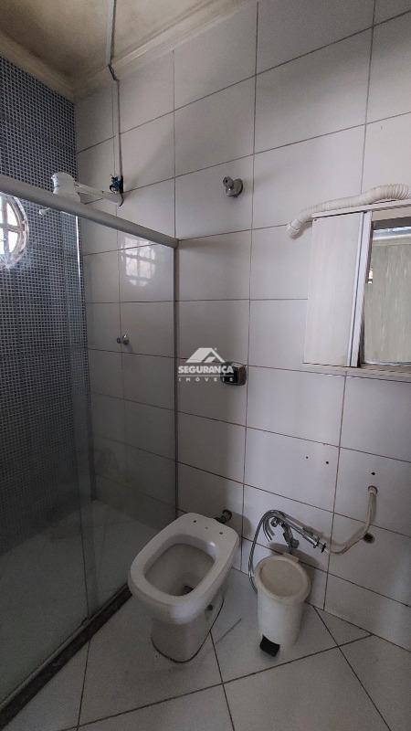 Casa à venda no São Pedro: BANHEIRO SUITE