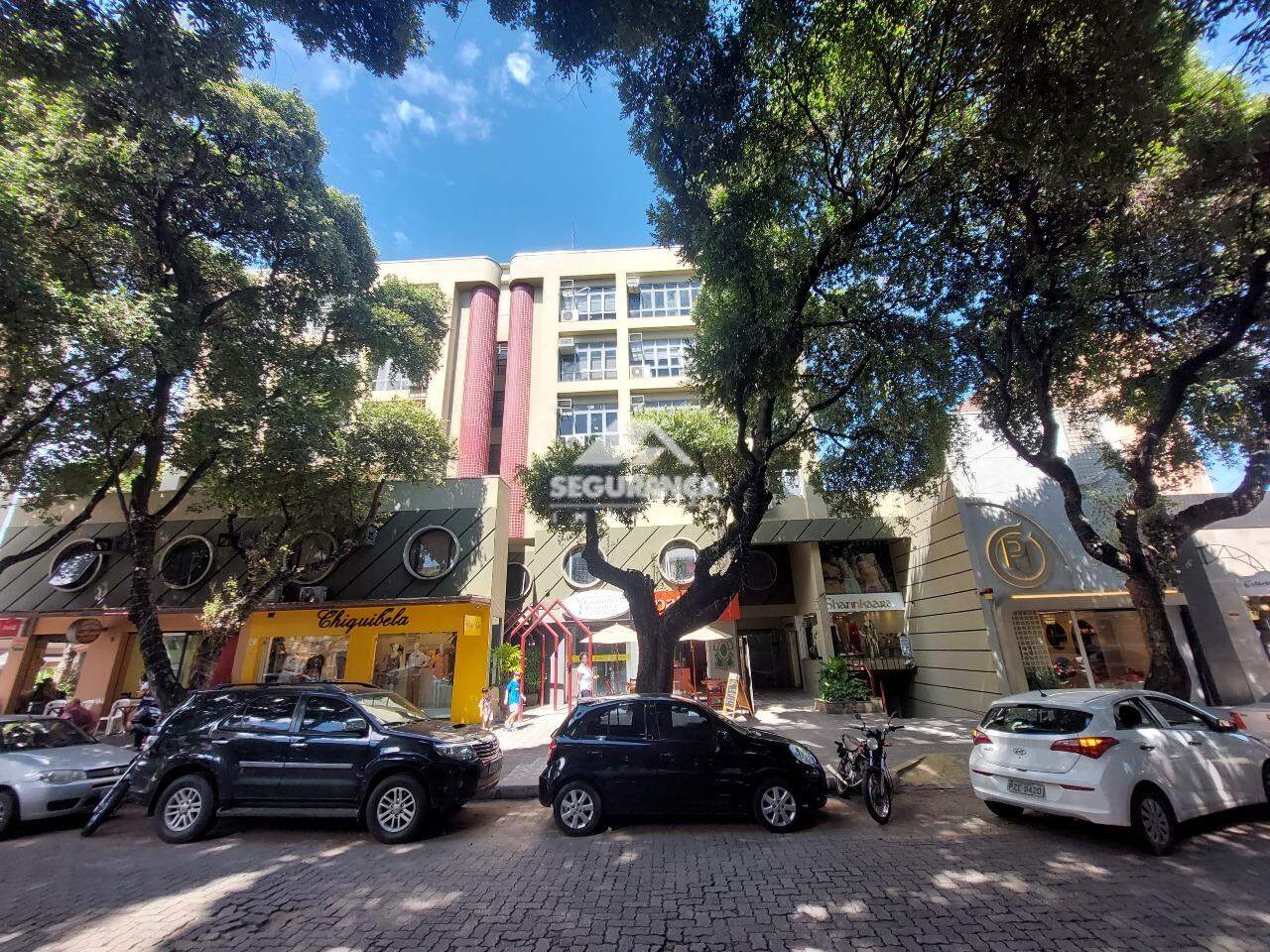 Sala para aluguel no Centro: FACHADA