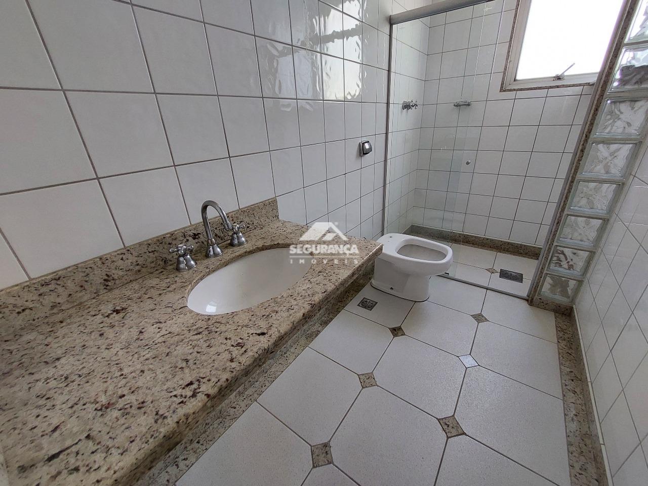 Apartamento à venda no Esplanada: BANHEIRO SOCIAL