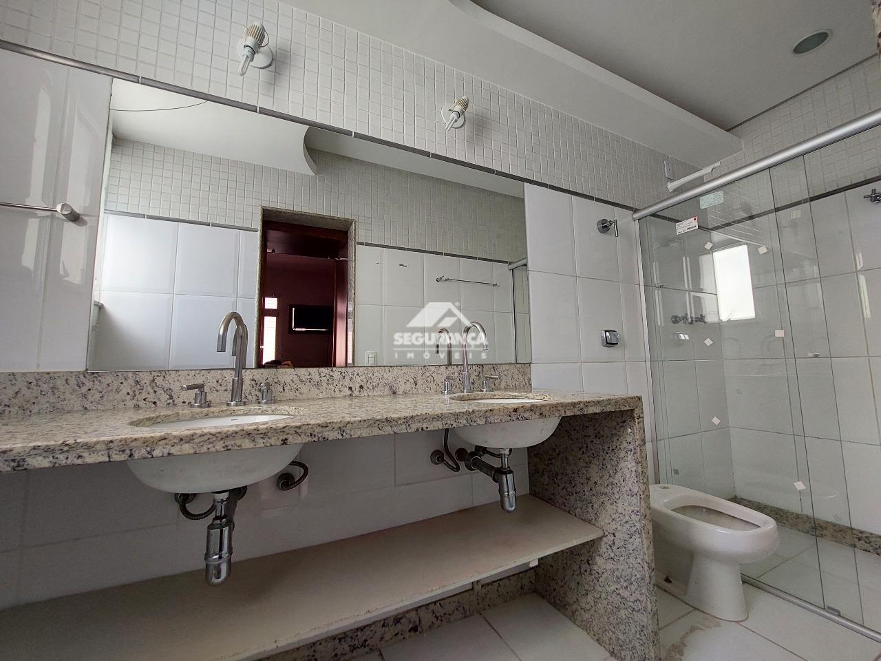 Apartamento à venda no Esplanada: BANHEIRO SUITE