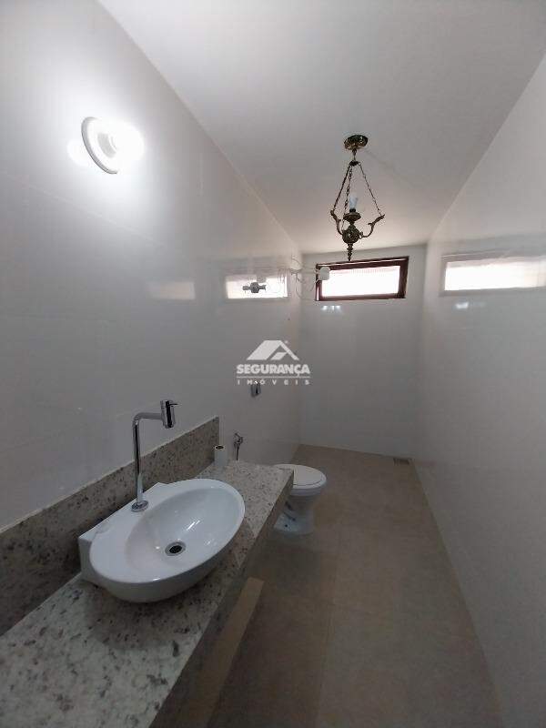 Casa para aluguel no Centro: BANHEIRO SOCIAL