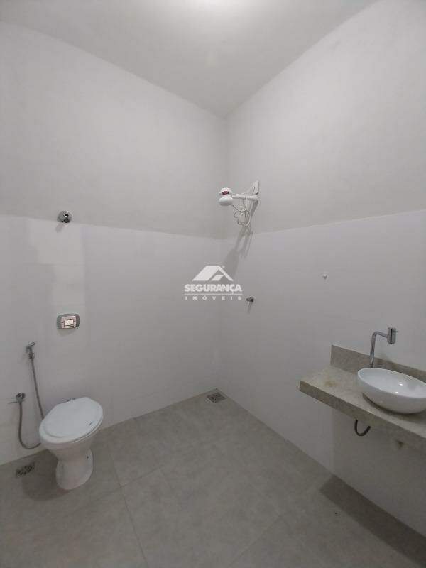 Casa para aluguel no Centro: BANHEIRO DE SERVIÇO