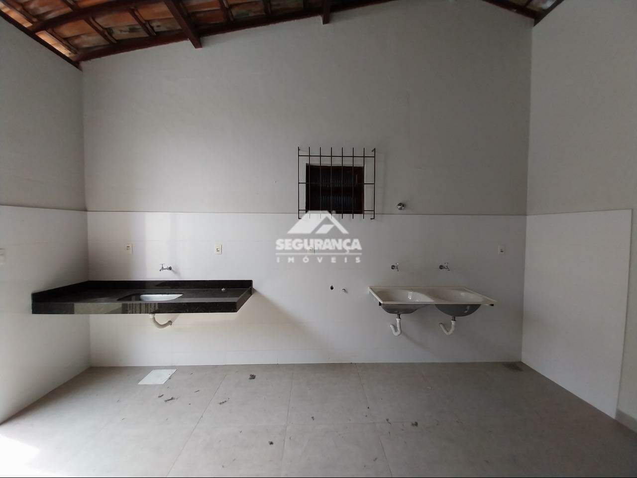 Casa para aluguel no Centro: ÁREA DE SERVIÇO