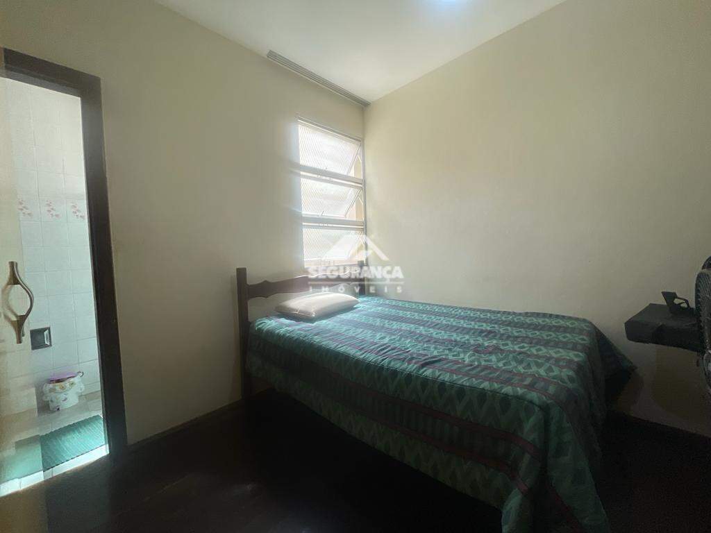 Casa à venda no Centro: