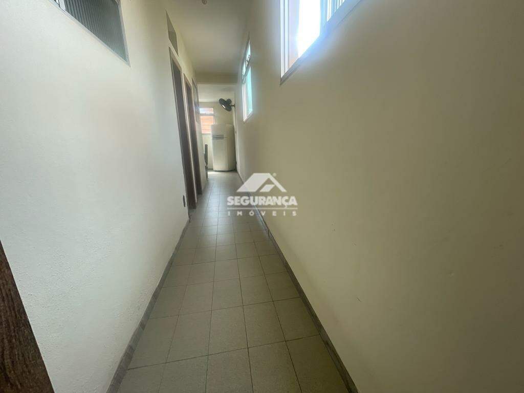 Casa à venda no Centro: