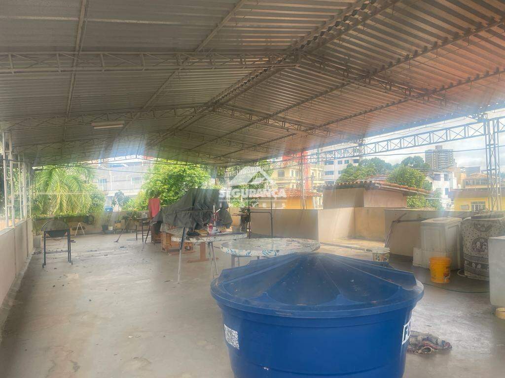 Casa à venda no Centro: