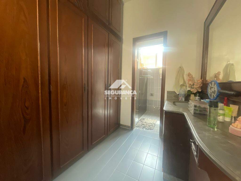 Casa à venda no Centro: