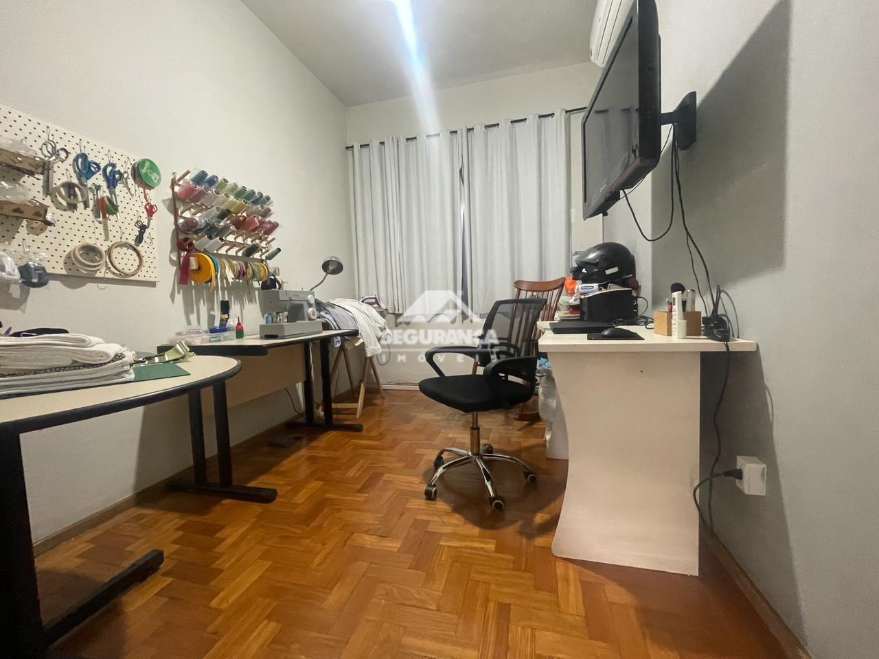 Casa à venda no VILA BRETAS: PARTE DE CIMA