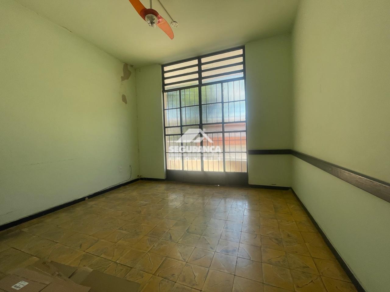 Casa à venda no VILA BRETAS: PARTE DE CIMA