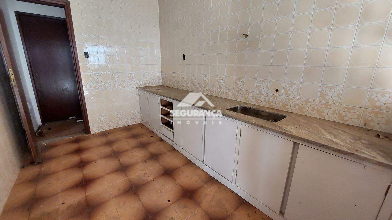 Casa comercial para aluguel no Esplanada: COZINHA
