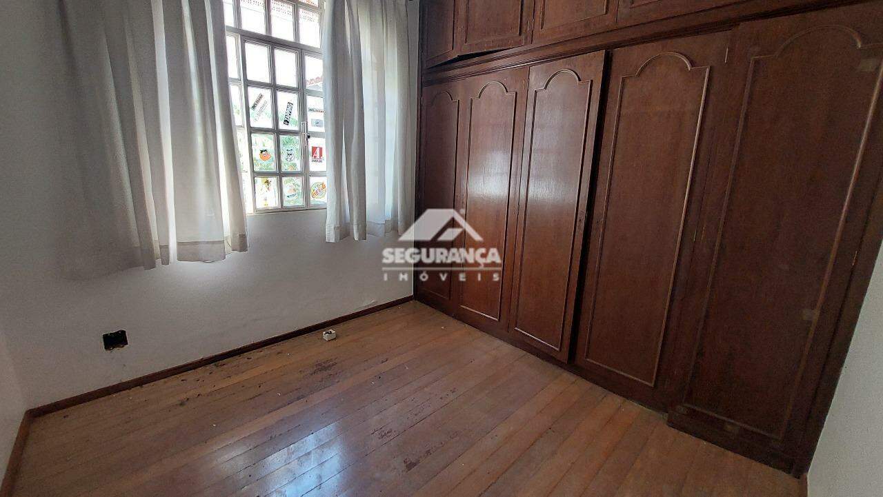 Casa comercial para aluguel no Esplanada: QUARTO (1)
