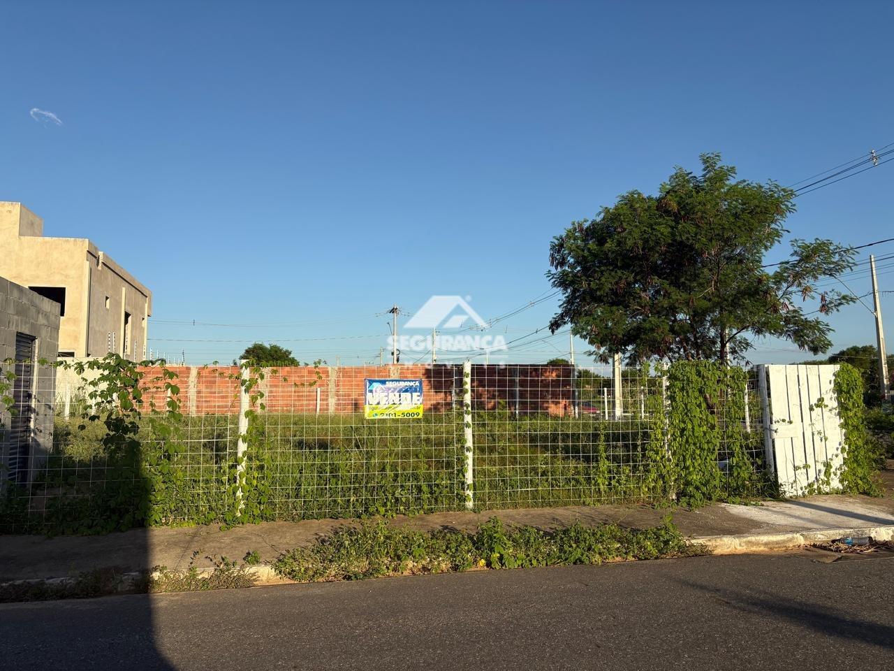 Lote à venda no Univale: 