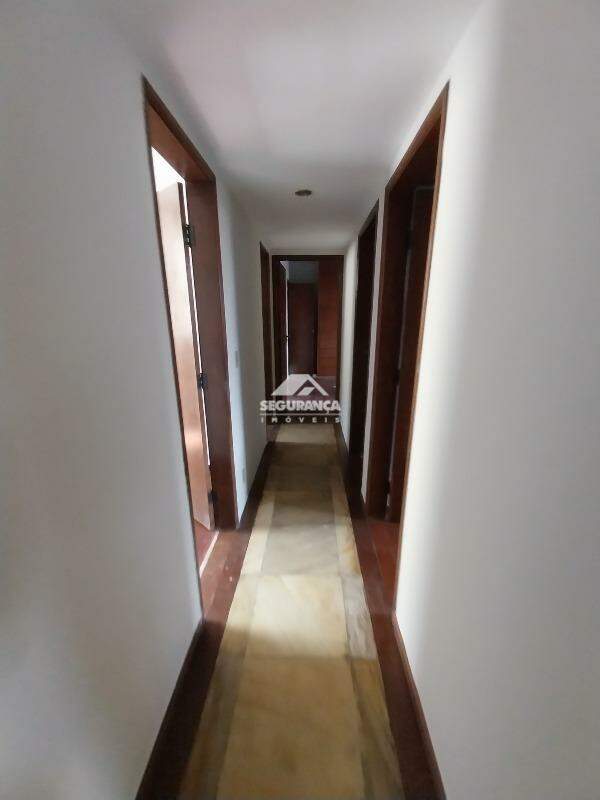 Apartamento à venda no Centro: HALL