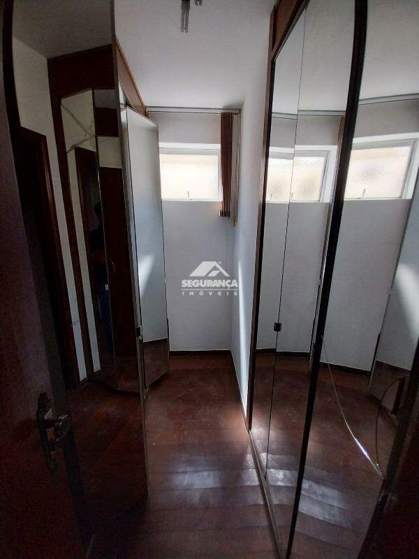 Apartamento à venda no Centro: CLOSET