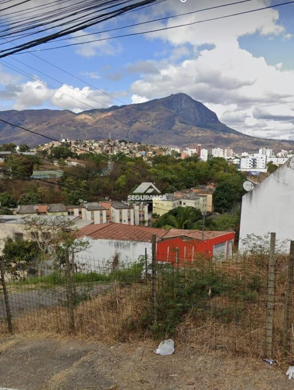 Lote à venda no GRA DUQUESA: 