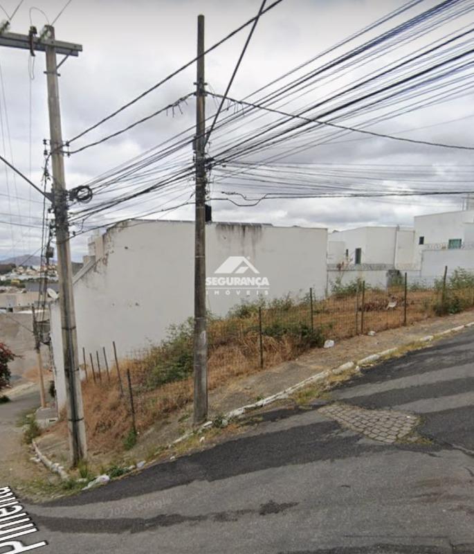 Lote à venda no GRA DUQUESA: 