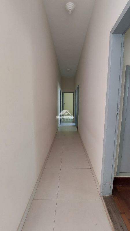 Casa comercial para aluguel no Centro: HALL
