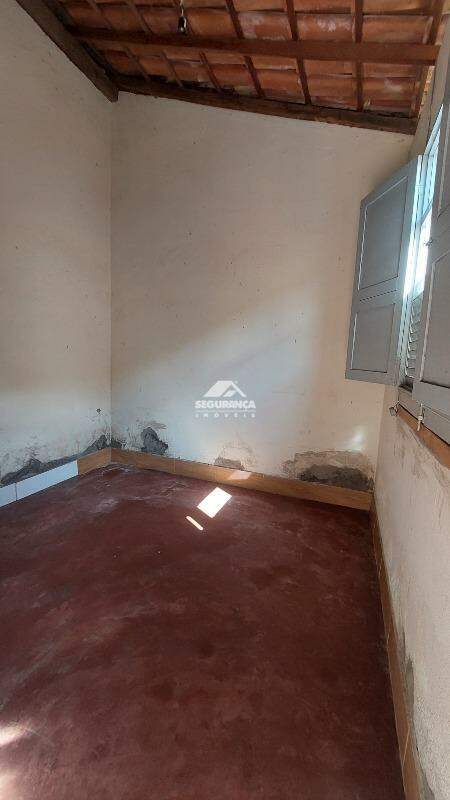 Casa comercial para aluguel no Centro: BOZ DE DESPEJO (2)