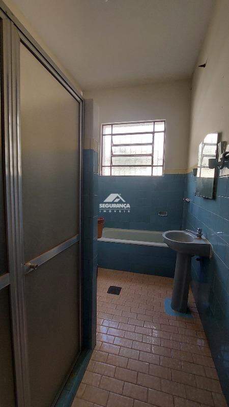 Casa comercial para aluguel no Centro: BANHEIRO SOCIAL