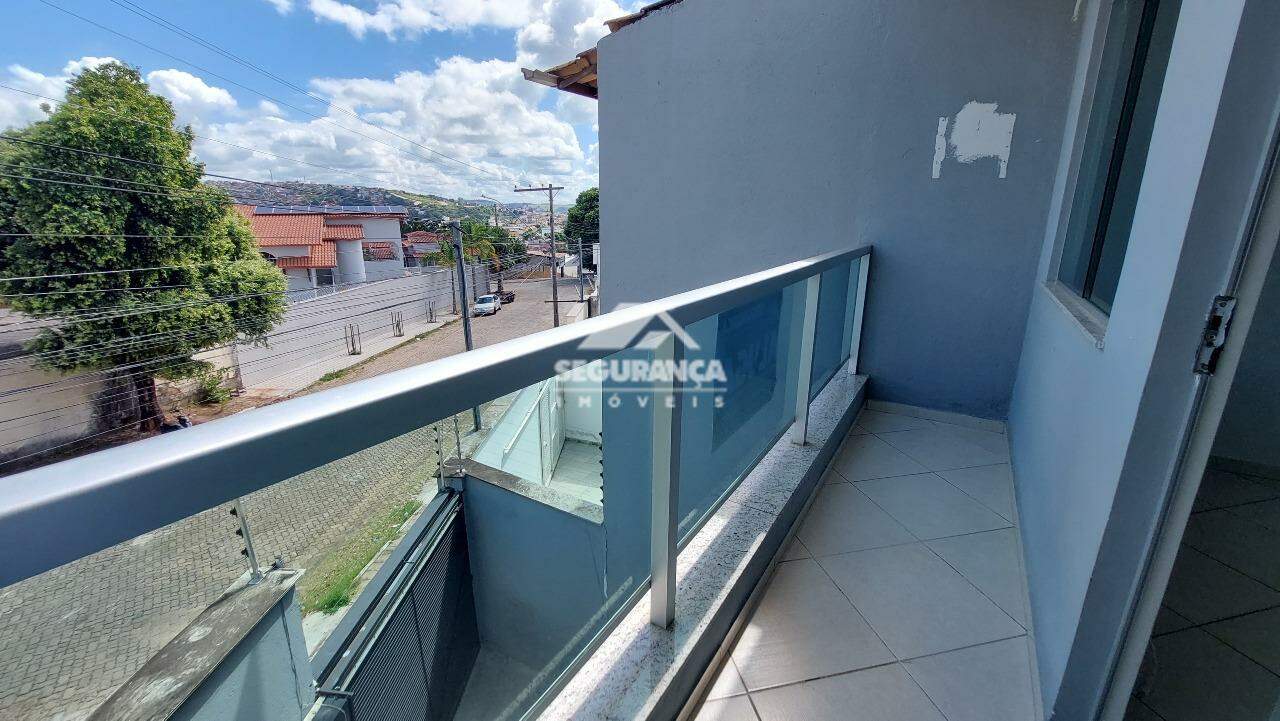 Casa à venda no Vila Rica: VARANDA SUITE