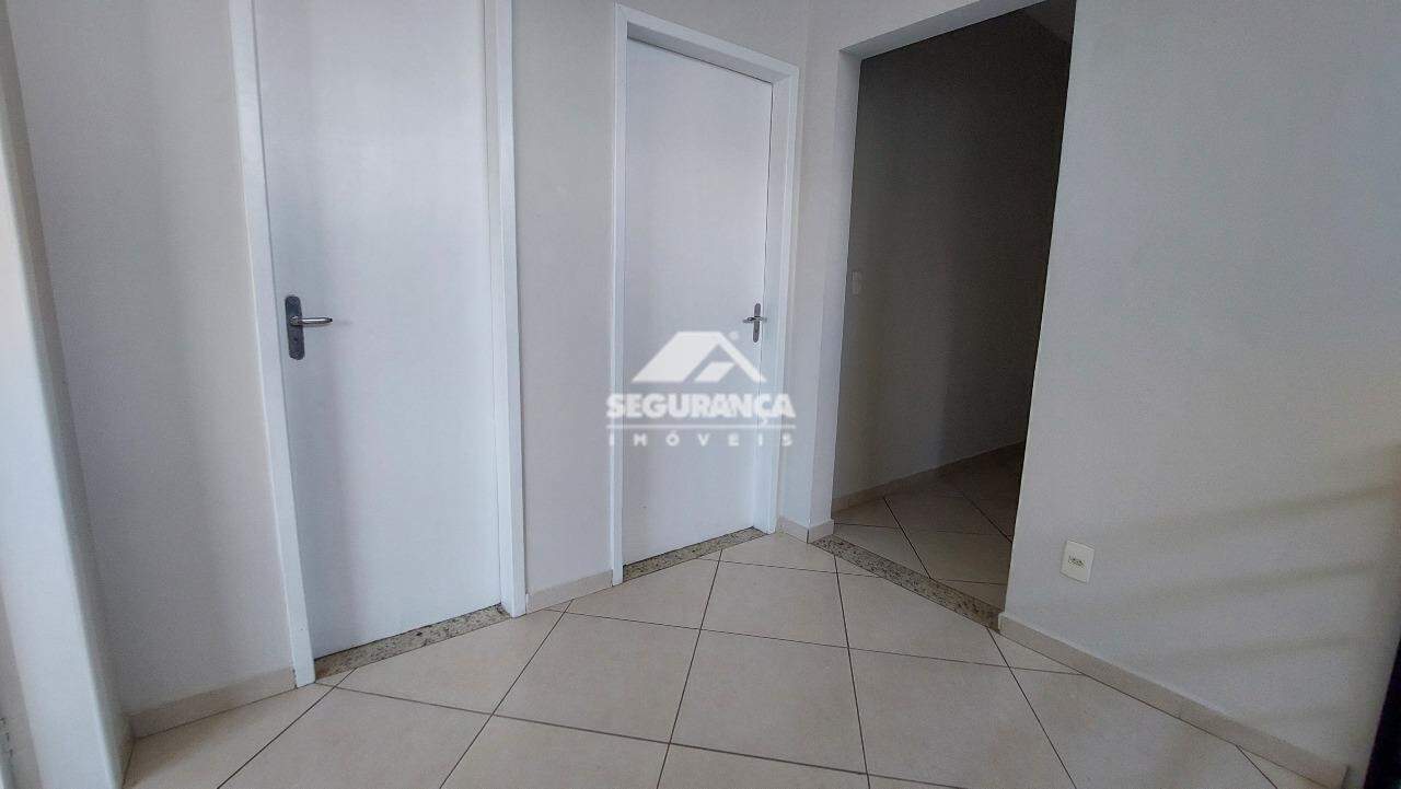 Casa à venda no Vila Rica: HALL