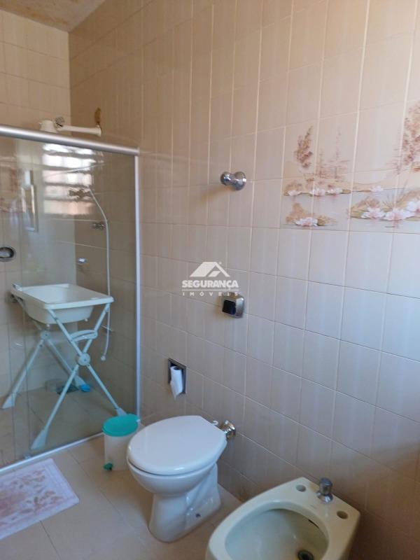 Casa à venda no Centro: