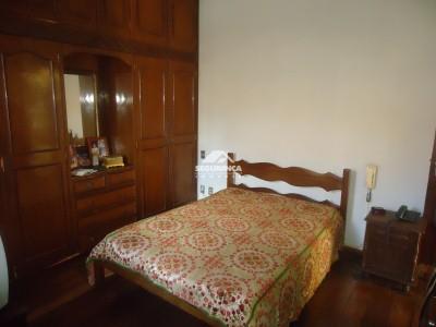 Casa à venda no Centro: 